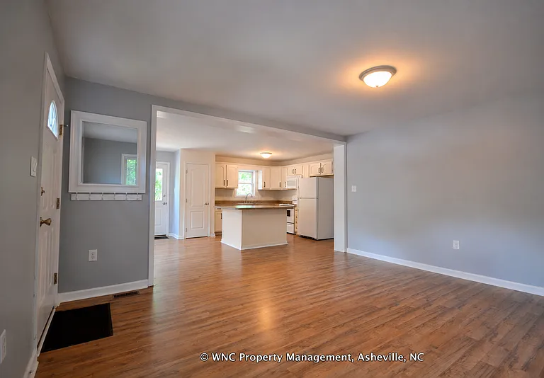 43 Boyd Ave — Photo 5
