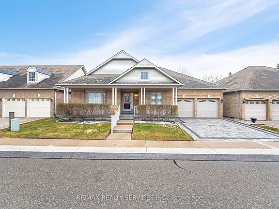 2nd image of 3 Tuscany Ln