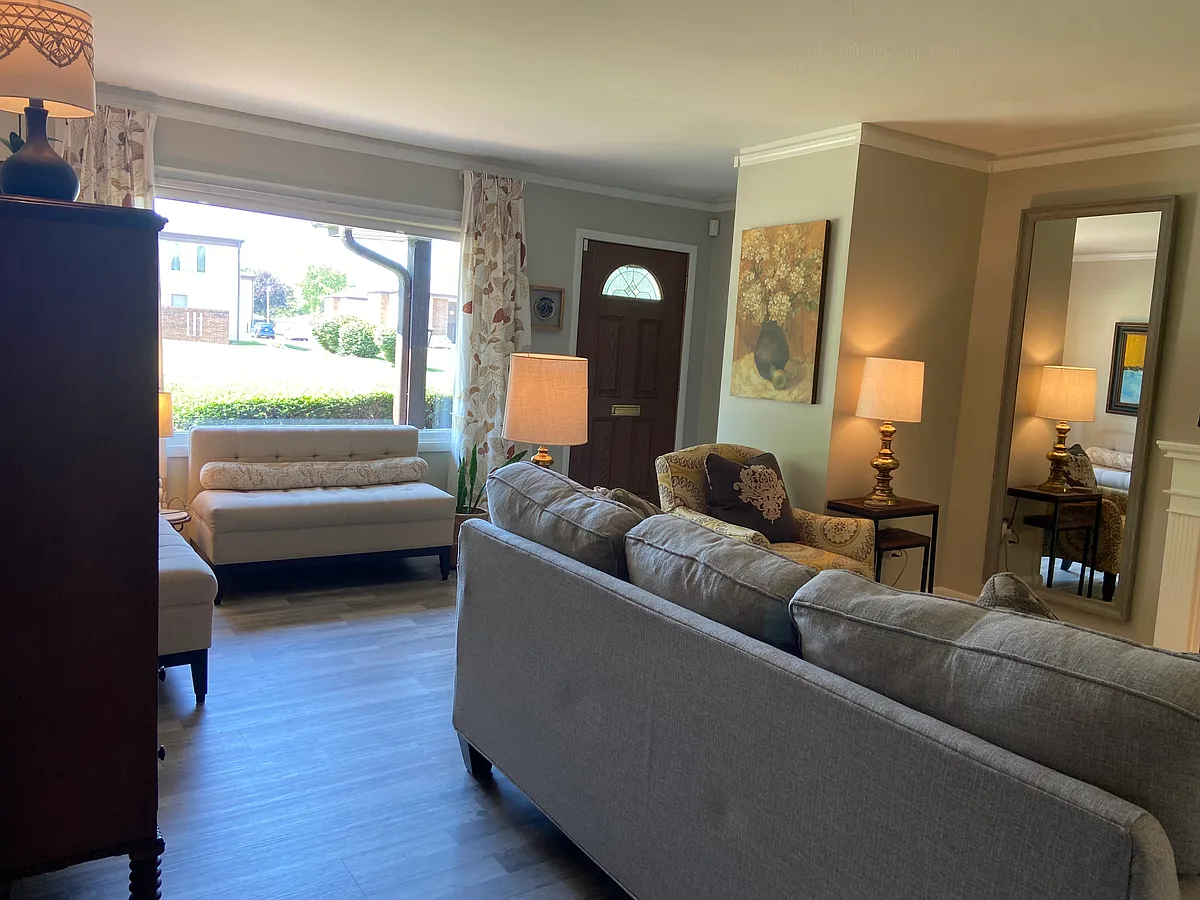 Living Room - 2275 Westchester Blvd