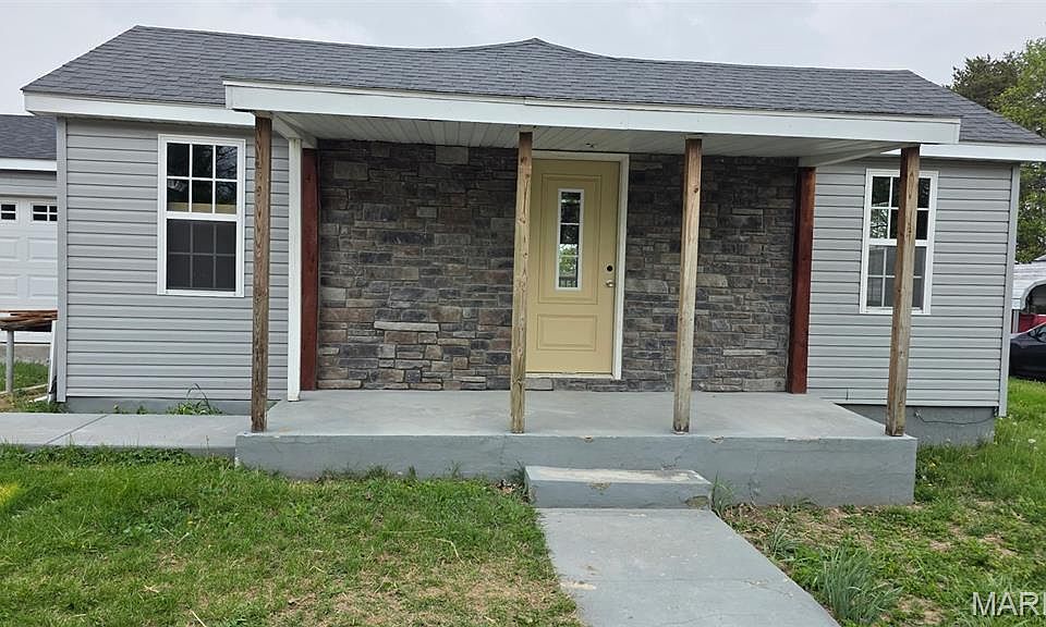1st image of 112 Short St