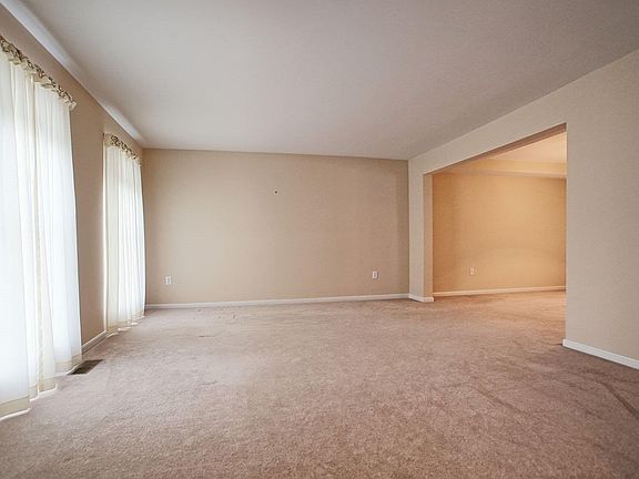 3rd image of 3691 Heartwood Ln