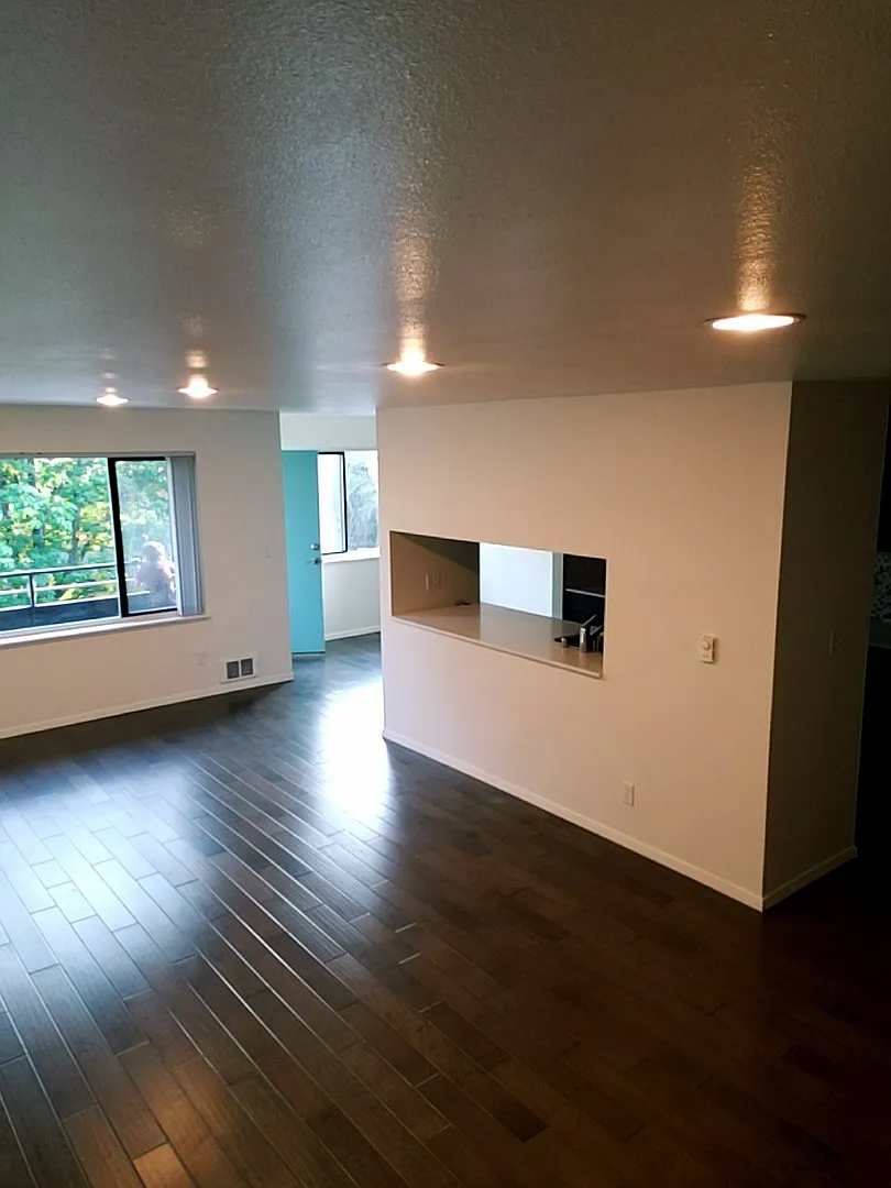 Seattle Central Apartment Homes — Photo 2