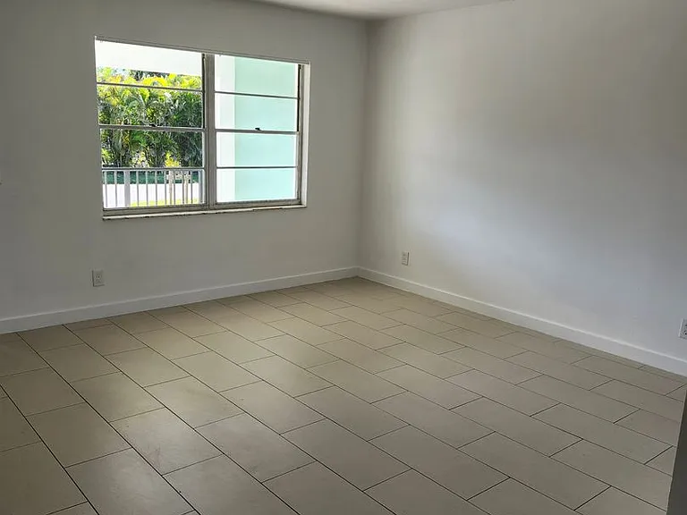 2921 Vasco St #B — Photo 3