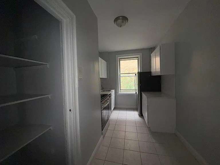 66 Glenwood Ave #31E — Photo 2