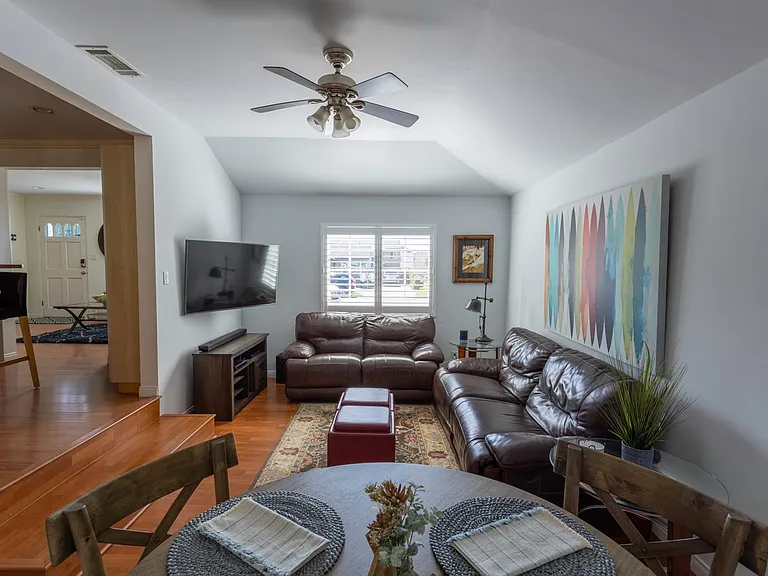 1236 Thomas Ave — Photo 13