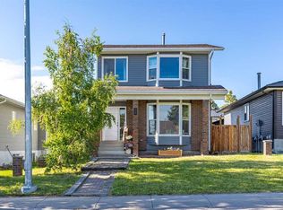 34 S Elk Hl SE, Airdrie, AB T4B1Y9