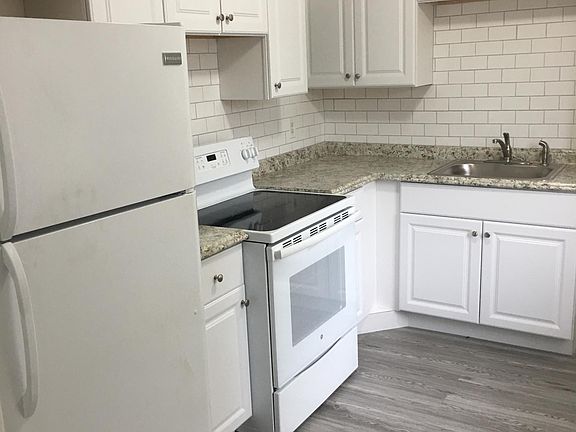 5th image of 535 Spencer Dr