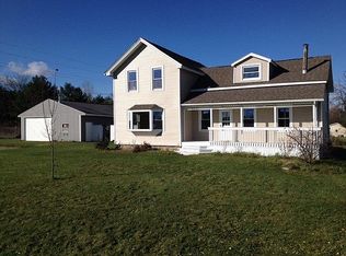 231 Daley Rd, Lapeer, MI 48446