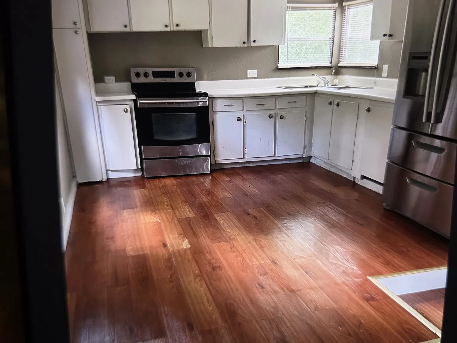 2 bed, 950 sqft, $1,500 — Photo 2