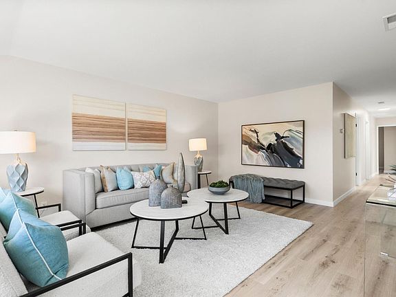 4th image of 3070 Rossmore Way