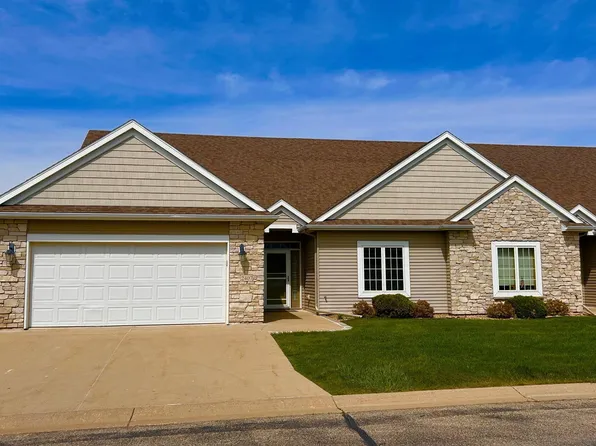 2407 Coral Ridge Pl NE, Rochester, MN 55906