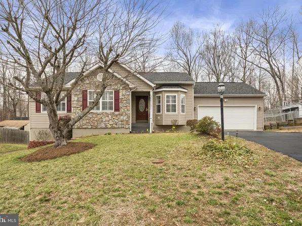 19 Amelia Ct, Fredericksburg, VA 22405