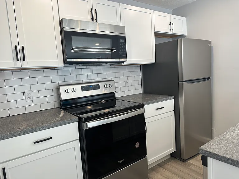 112 Blossom Rd #13 — Photo 28