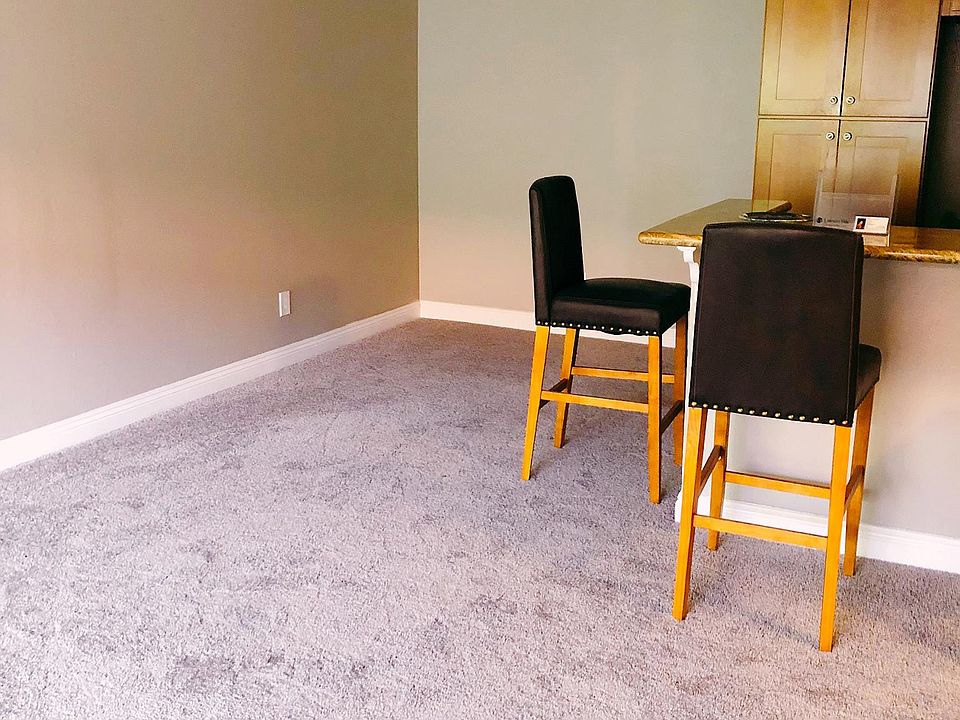 2nd image of 2521 W Sunflower Ave