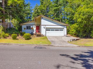 1910 Ash St, North Bend, OR 97459