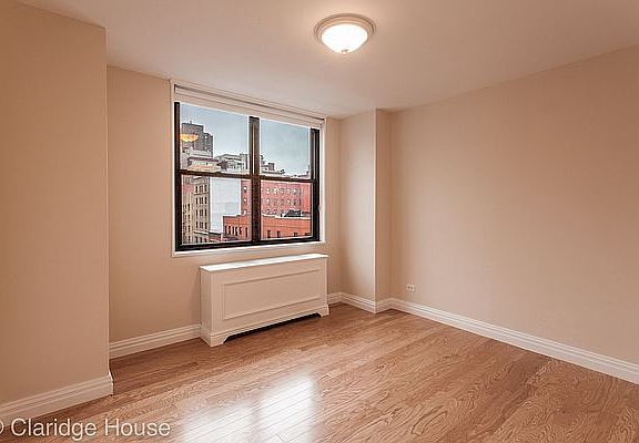 4th image of 201 E 87th St APT 5J