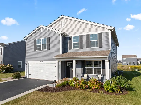 1705 Bayberry Ln, Hampshire, IL 60140