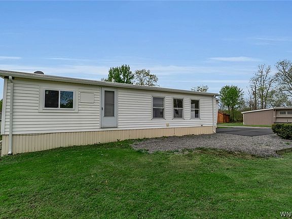 2nd image of 45 Nicole Dr