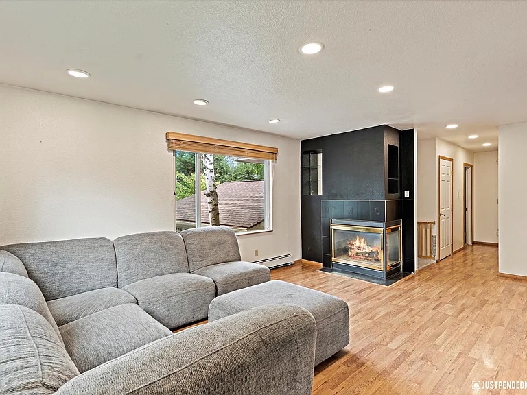 3861 Amber Bay Loop — Photo 18