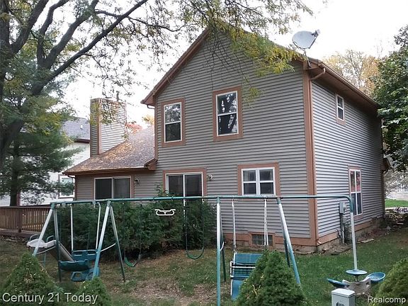 5th image of 23040 Potomac Cir