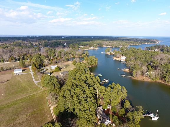 View of Stutts to the Bay