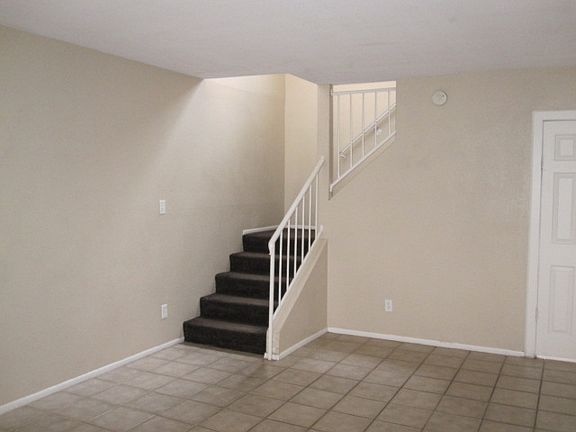 4th image of 16225 N 30th St Unit 2