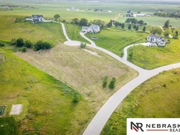 12013 S 230th Cir, Gretna, NE 68028