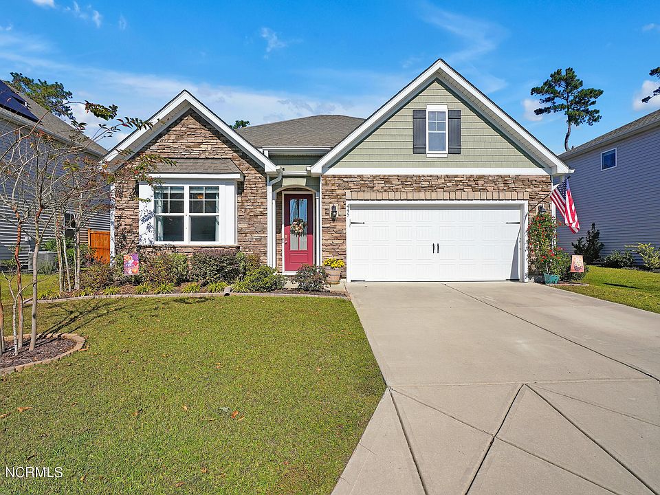 1st image of 445 Esthwaite Drive SE