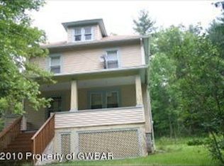 1400 Hillside Rd, Shavertown, PA 18708