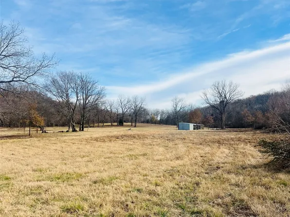 1 E 1050th Rd, Vian, OK 74962