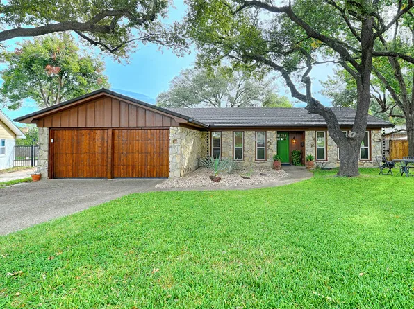801 Raintree Rd, Fort Worth, TX 76103