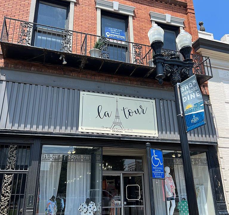 1st image of 116 N Market St