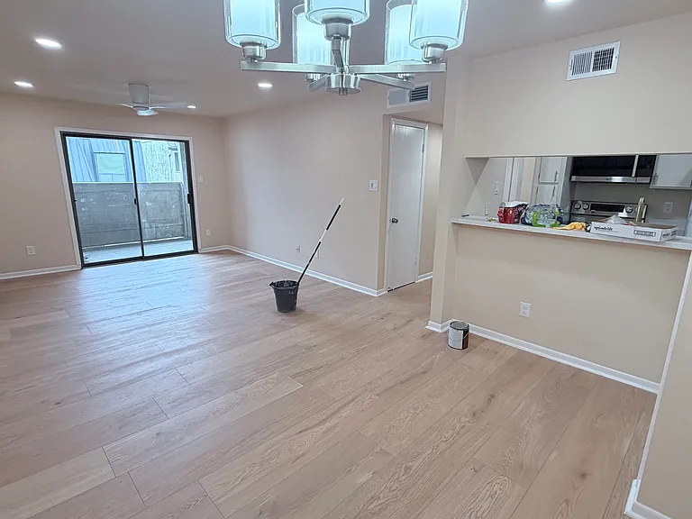 8435 Hearth Dr — Photo 9
