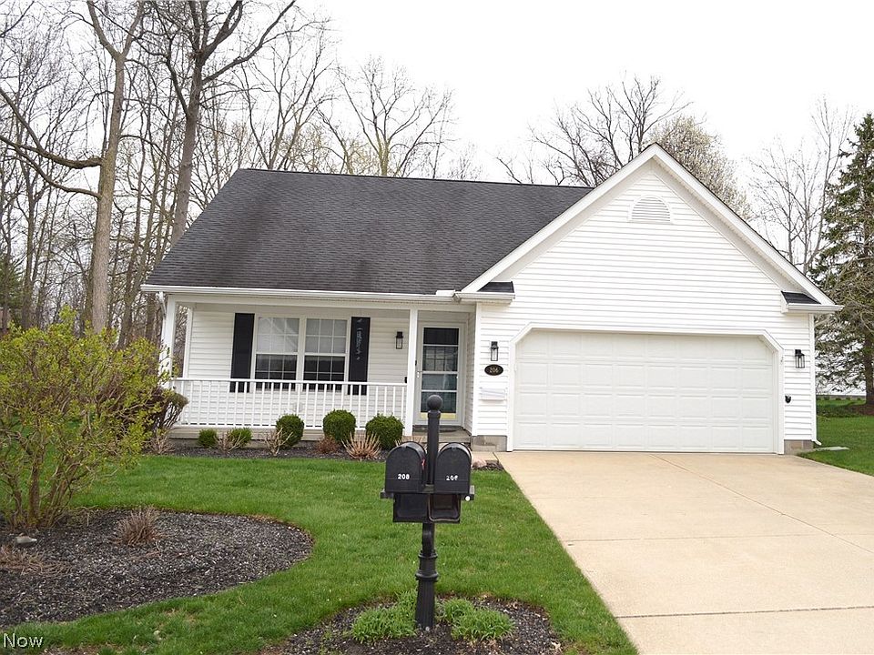 1st image of 206 Lavender Ln