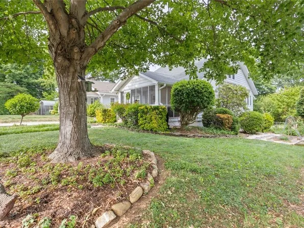821 Watson Ave, Winston Salem, NC 27103