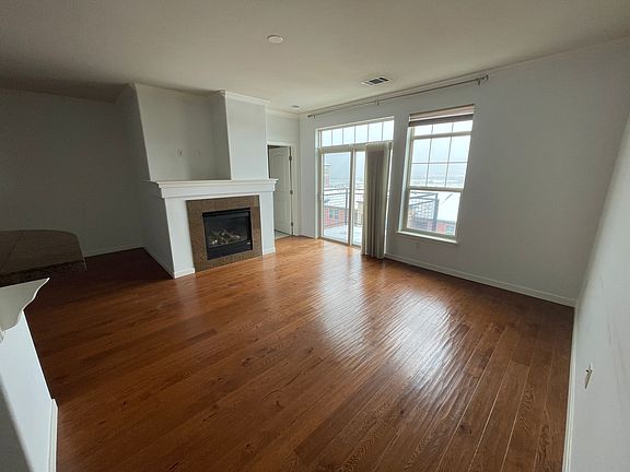 3rd image of 13456 Via Varra St #417
