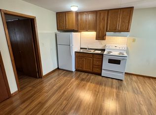 60 S Main St, Sugar Grove, IL 60554