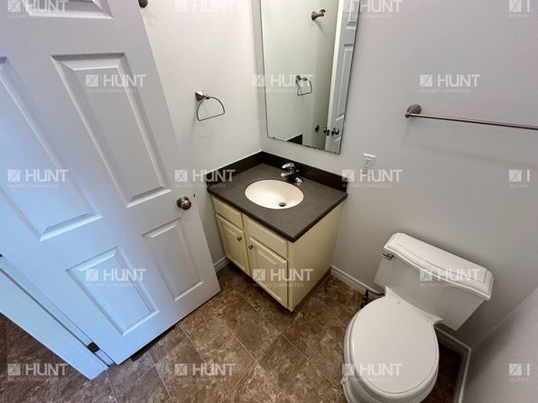 19 Langley Rd, Hanscom Afb, MA 01731