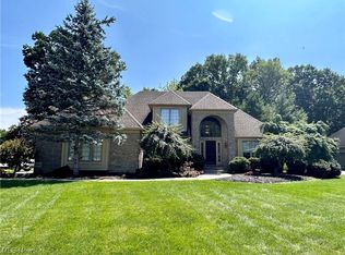 1835 Brittainy Oaks Trl NE, Warren, OH