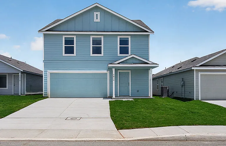 Vista at Avenida Rental Homes — Photo 1