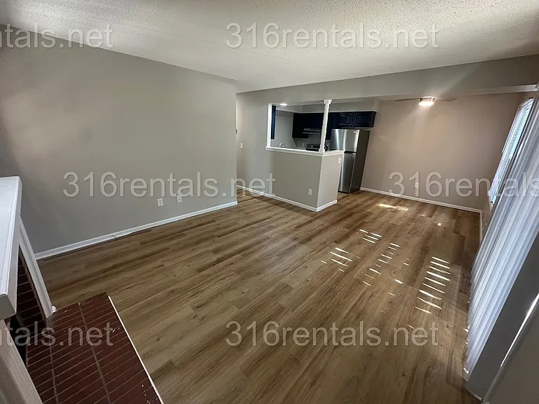 869 Nims St #1 — Photo 15