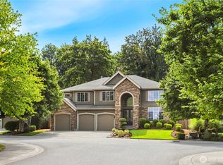 Castle Pines, Sammamish, WA 98074