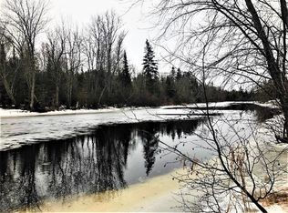 W6303 Hoefferle Rd, Park Falls, WI 54552