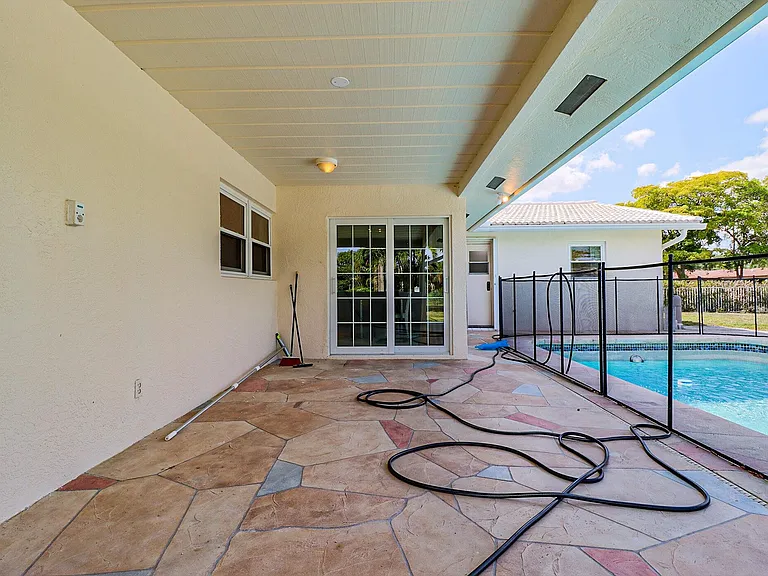 1329 NW 84th Dr — Photo 23