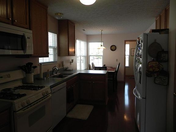 3rd image of 3937 Boyer Ridge Dr