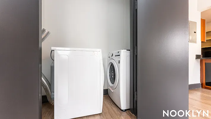 Rented by Nooklyn NYC LLC | media 9