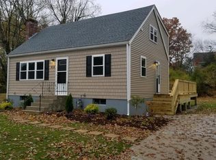 914 Pond St, Franklin, MA 02038