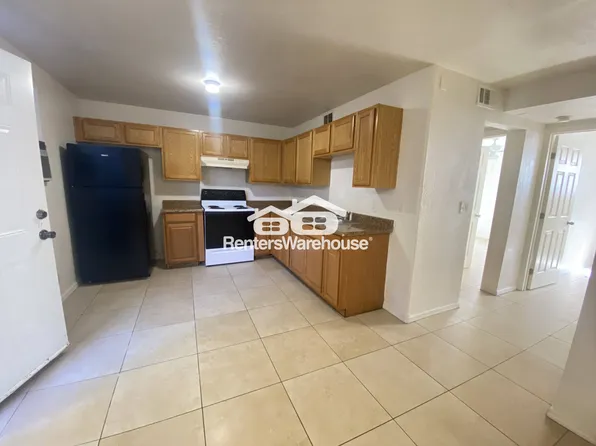 325 S Pioneer, Mesa, AZ