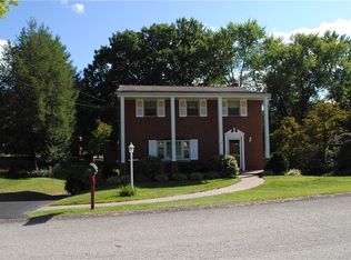 6 Marlboro Dr, Greensburg, PA 15601