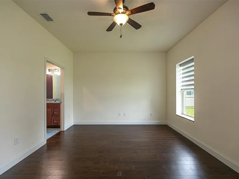35 Edge Ln — Photo 17